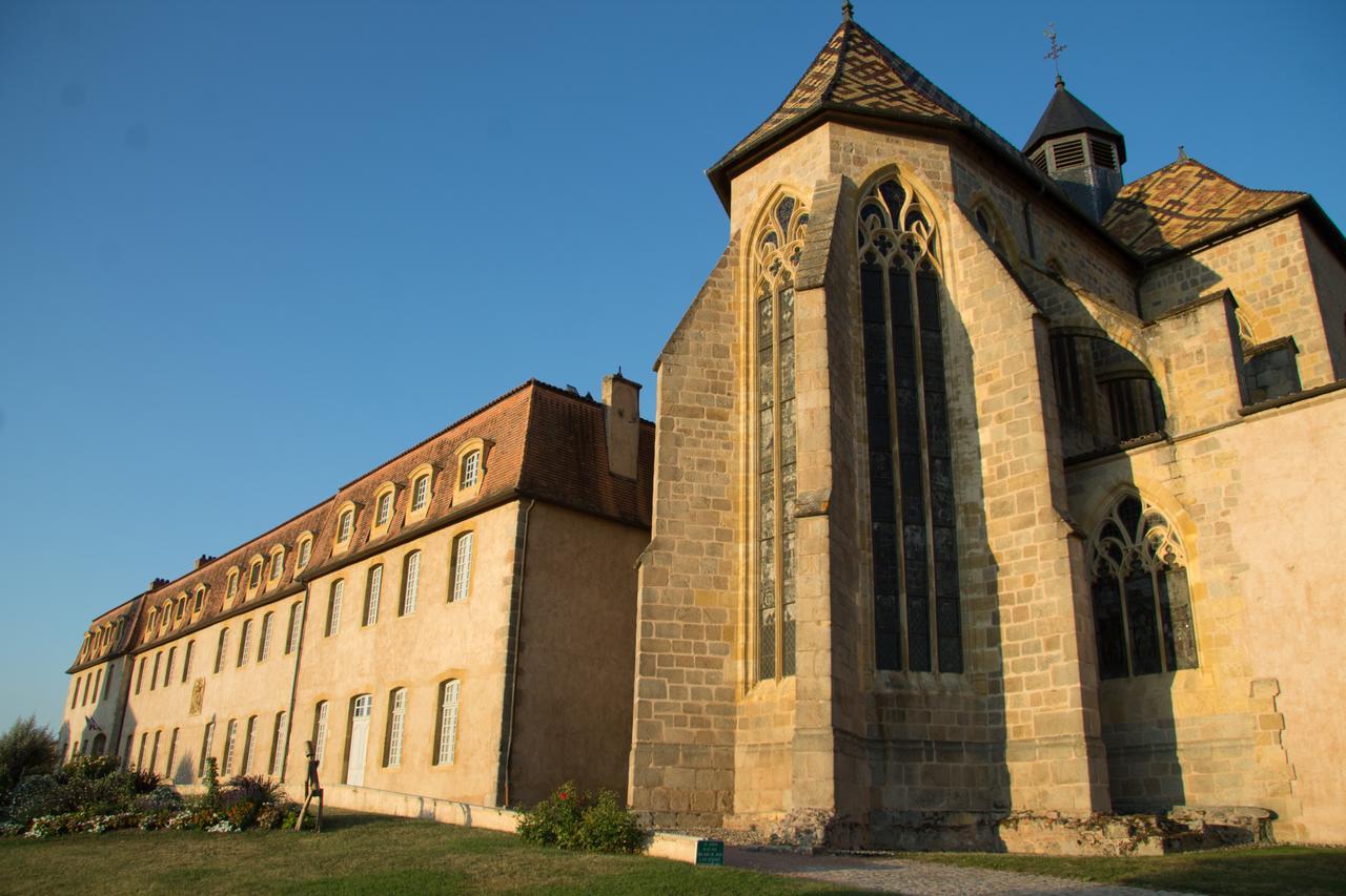 Gites Le Lancelot Ambierle Экстерьер фото